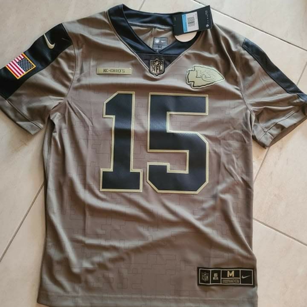 NWT KC Chiefs Salute to Service Jersey